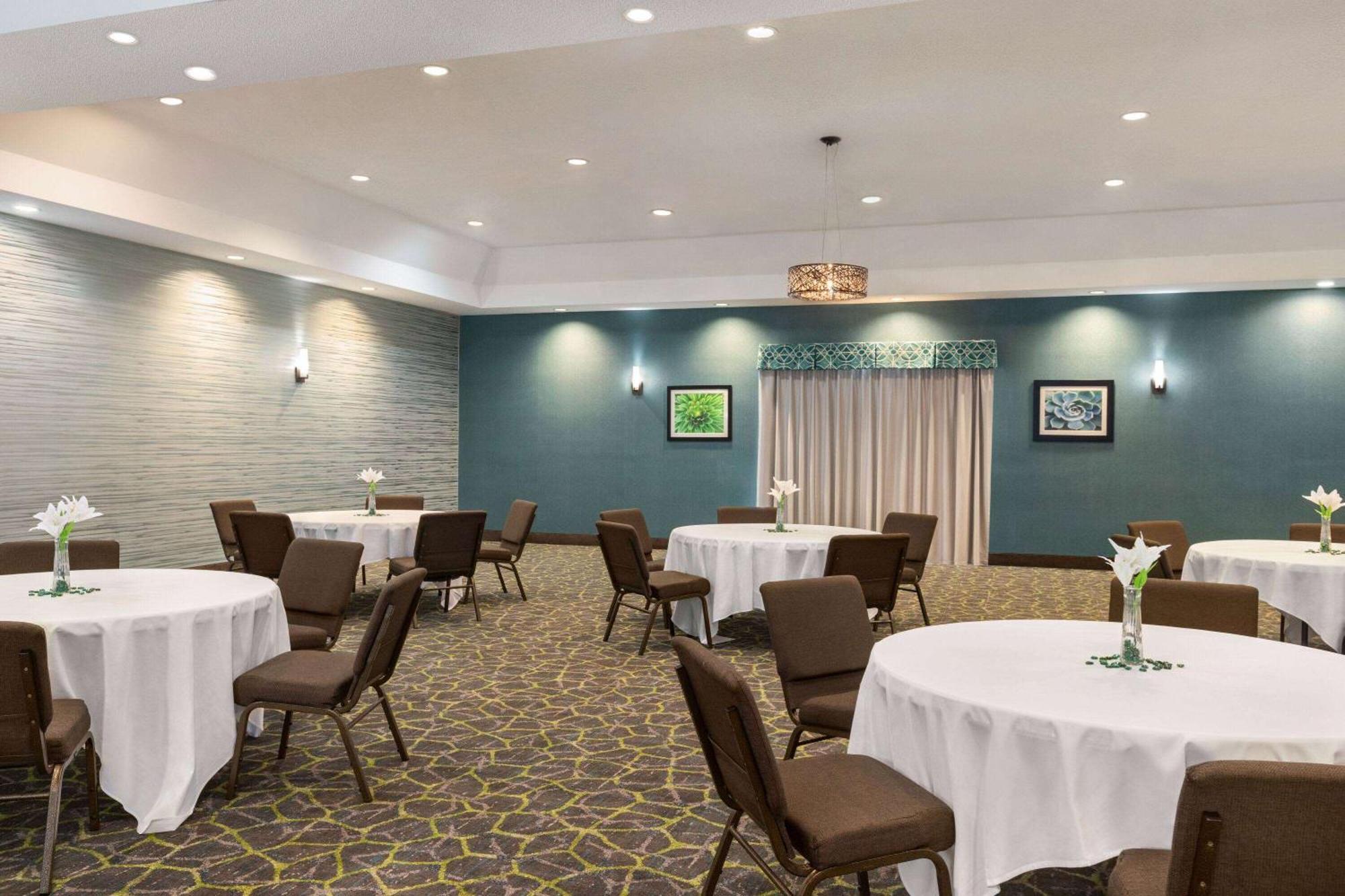 Wingate By Wyndham Savannah I-95 North Port Wentworth Exterior foto